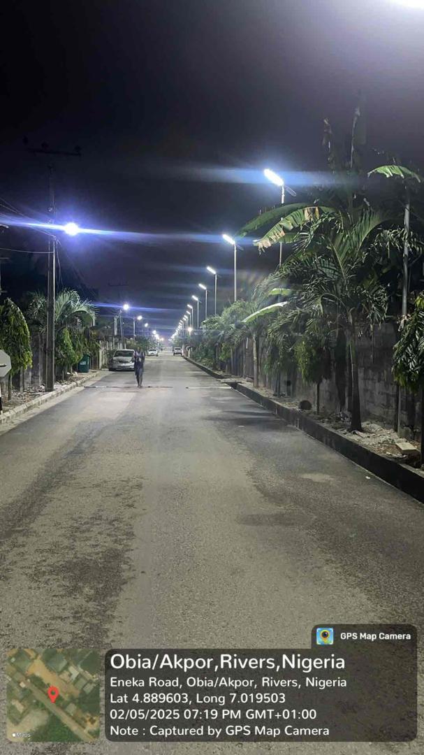 Winners Avenue solar street light installation